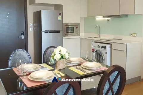Condo in Watthana, Bangkok, Thailand, 2 bedrooms  № 217329