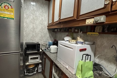 Condo in Khlong San, Bangkok, Thailand, 3 bedrooms № 135847 - photo 10