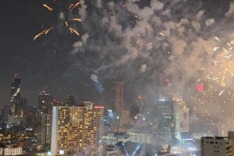 Condo in Khlong San, Bangkok, Thailand, 3 bedrooms № 135847 - photo 19