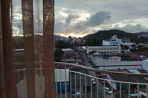 Condo in Phuket, Thailand, 2 bedrooms  № 135845 - photo 3