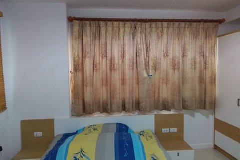 Condo in Phuket, Thailand, 2 bedrooms  № 135845 - photo 14