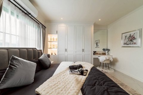 Maison à Hang Dong, Thaïlande 3 chambres № 135848 - photo 20