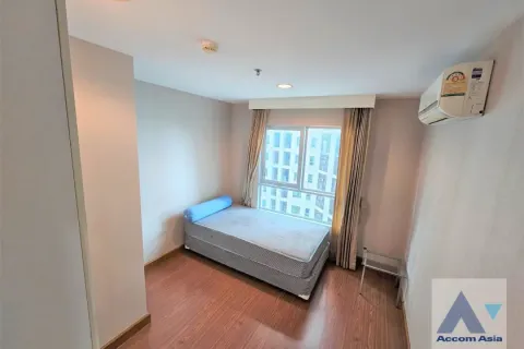Eigentumswohnung in Huai Khwang, Bangkok, Thailand, 2 Schlafzimmer № 214958 - Foto 8