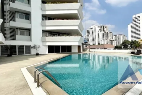 Condo in Watthana, Bangkok, Thailand, 3 bedrooms № 214953