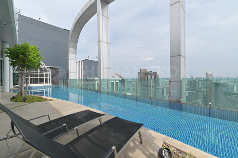 Condo à Bangkok, Thaïlande, 2 chambres № 185488 - photo 7