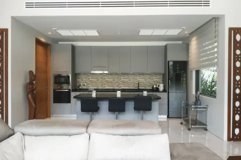 House in Bang Tao, Thailand 4 bedrooms № 153856 - photo 6