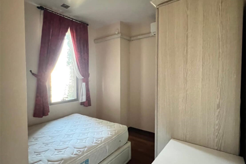 Condo in Bangkok, Thailand, 2 bedrooms  № 185974