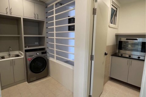 Кондоминиум с 3 спальнями в Сатхоне, Бангкок, Таиланд № 159240 - фото 4