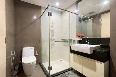 Condo in Khlong Toei, Bangkok, Thailand, 1 bedroom  № 172790 - photo 10