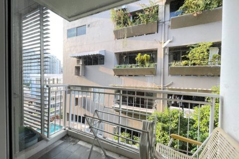 Condo in Khlong Toei, Bangkok, Thailand, 1 bedroom  № 172790 - photo 6