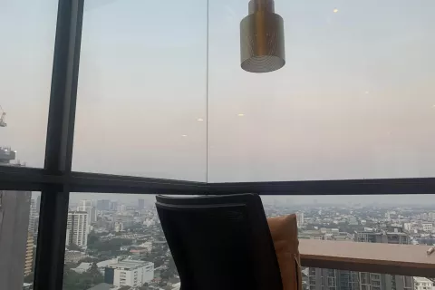 Studio dans le Condo à Watthana, Bangkok, Thaïlande  № 140243 - photo 4