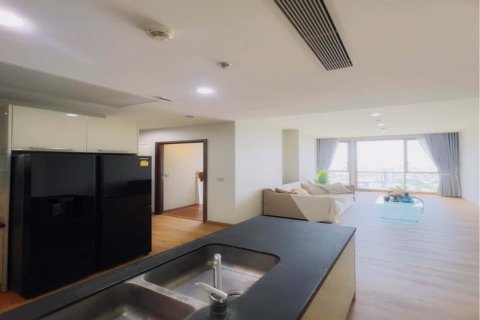 Condo in Watthana, Bangkok, Thailand, 3 bedrooms  № 146680 - photo 4