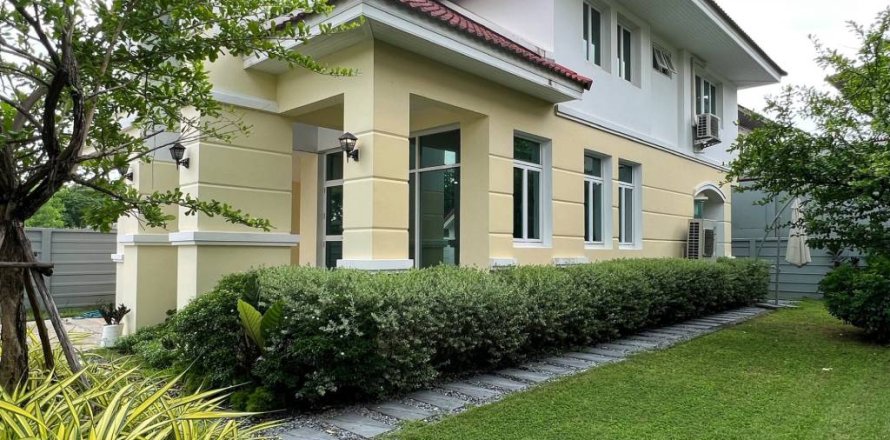 Maison à Bangkok, Thaïlande 3 chambres № 146683