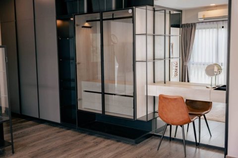 Maison à Bang Kaeo, Thaïlande 3 chambres № 146682 - photo 8