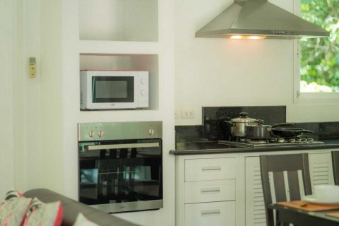 Villa in Phuket, Thailand 4 bedrooms № 140382 - photo 12