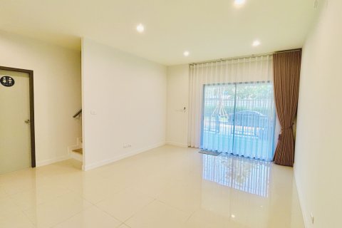 Townhouse in Bang Bua Thong, Thailand 3 bedrooms № 159448 - photo 2