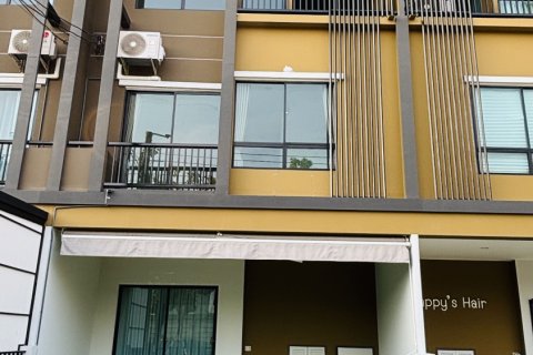 Townhouse in Bang Bua Thong, Thailand 3 bedrooms № 159448 - photo 11