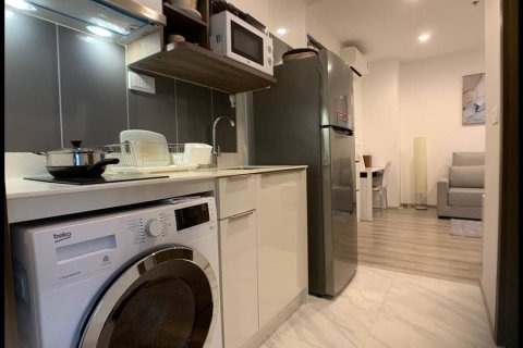 Студия в кондо в Хуай Кванге, Бангкок, Таиланд № 158361 - фото 5