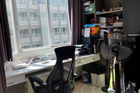 Кондоминиум с 2 спальнями в Бангкапи, Бангкок, Таиланд № 158360 - фото 10