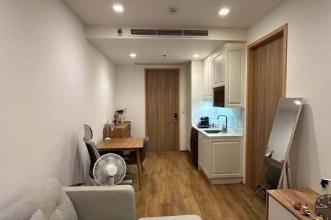 Studio in the Condo in Watthana, Bangkok, Thailand  № 158364 - photo 4