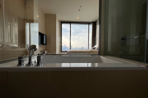 Condo à Watthana, Bangkok, Thaïlande, 2 chambres № 200599 - photo 9