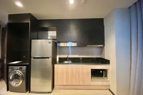 Condo à Watthana, Bangkok, Thaïlande, 2 chambres  № 155016 - photo 5