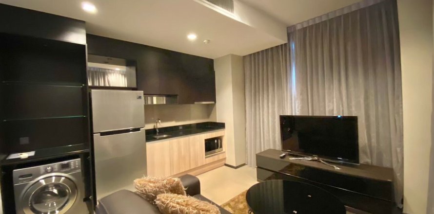 Condo à Watthana, Bangkok, Thaïlande, 2 chambres  № 155016