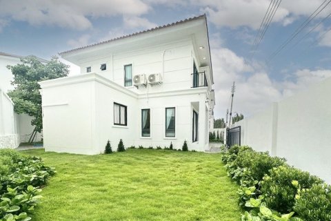 Дом в Паттайе, Таиланд с 4 спальнями № 155015 - фото 1