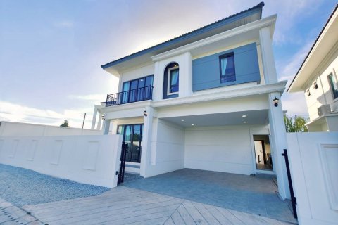 Дом в Паттайе, Таиланд с 4 спальнями № 155015 - фото 2