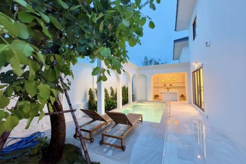 Дом в Паттайе, Таиланд с 4 спальнями № 155015 - фото 7