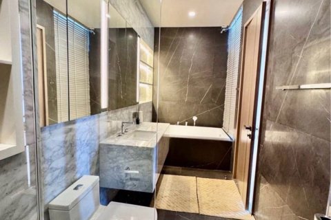 Condo in Watthana, Bangkok, Thailand, 3 bedrooms № 155018 - photo 22