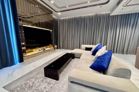 Condo in Watthana, Bangkok, Thailand, 3 bedrooms № 155018 - photo 4