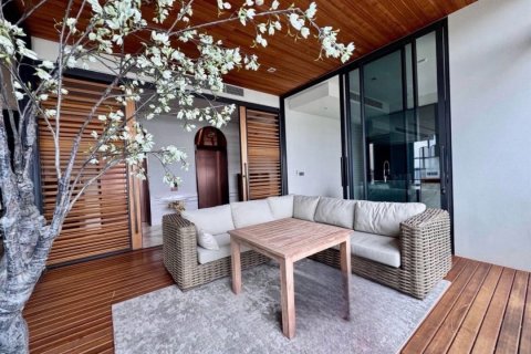 Condo in Watthana, Bangkok, Thailand, 3 bedrooms № 155018 - photo 7