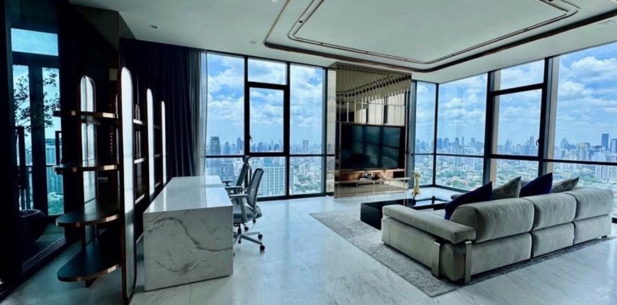 Condo in Watthana, Bangkok, Thailand, 3 bedrooms № 155018