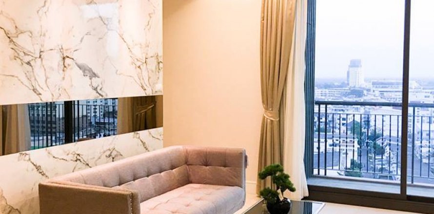 Condo in Bangkok, Thailand, 2 bedrooms  № 144200