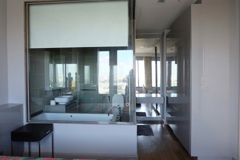 Condo in Phaya Thai, Bangkok, Thailand, 2 bedrooms  № 144196 - photo 19