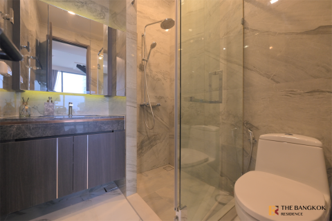 Condo in Bangkok, Thailand, 2 bedrooms  № 186265 - photo 4