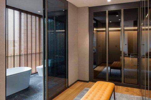 House in Bangkok, Thailand 4 bedrooms № 157549 - photo 5