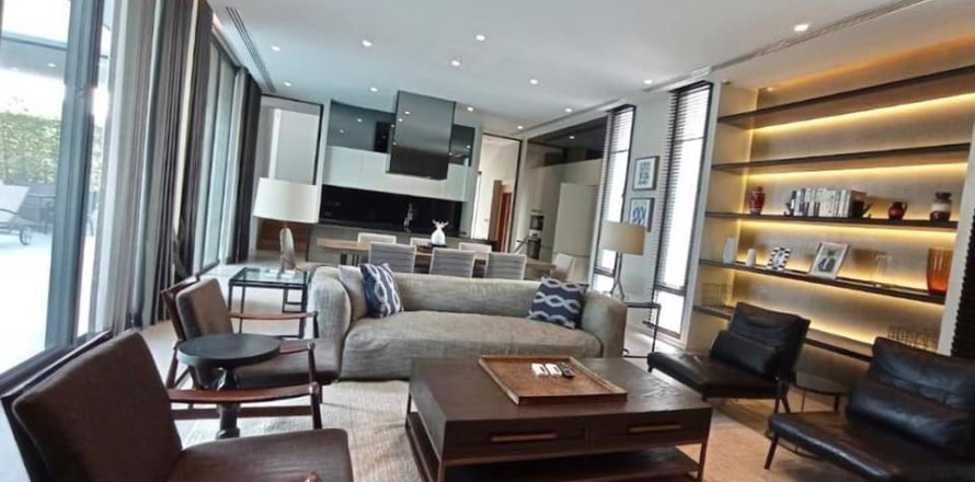 House in Bangkok, Thailand 3 bedrooms № 157547