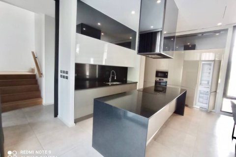 House in Bangkok, Thailand 3 bedrooms № 157547 - photo 18
