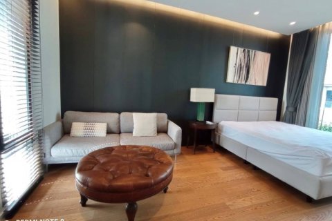 House in Bangkok, Thailand 3 bedrooms № 157547 - photo 6