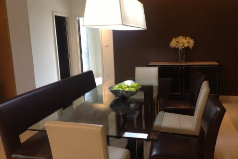 Condo in Bangkok, Thailand, 3 bedrooms  № 157550 - photo 11