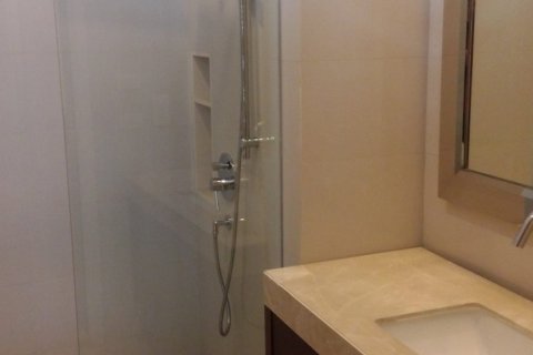 Condo in Bangkok, Thailand, 3 bedrooms  № 157550 - photo 6
