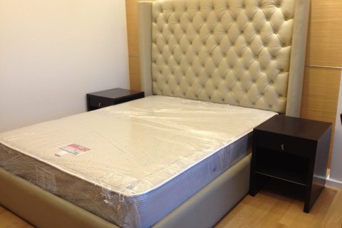 Condo in Bangkok, Thailand, 3 bedrooms  № 157550 - photo 10