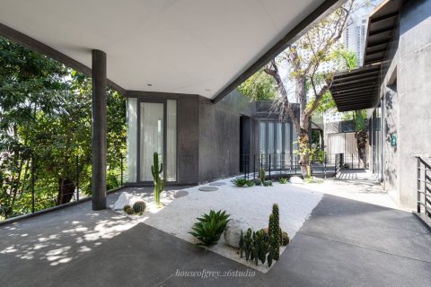 House in Bangkok, Thailand 7 bedrooms № 157552 - photo 5