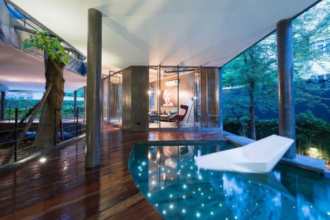 House in Bangkok, Thailand 7 bedrooms № 157552 - photo 2