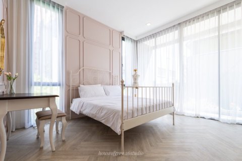 House in Bangkok, Thailand 7 bedrooms № 157552 - photo 7