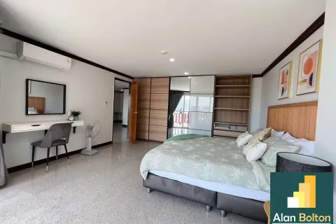 Condominio de 2 dormitorios en Jomtien Beach, Pattaya, Tailandia № 211449 - foto 11