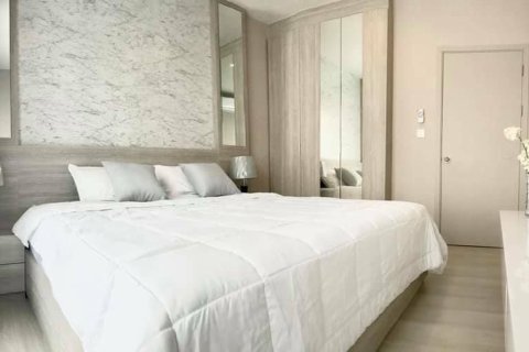 Studio dans le Condo à Khlong Toei, Bangkok, Thaïlande  № 163275 - photo 5