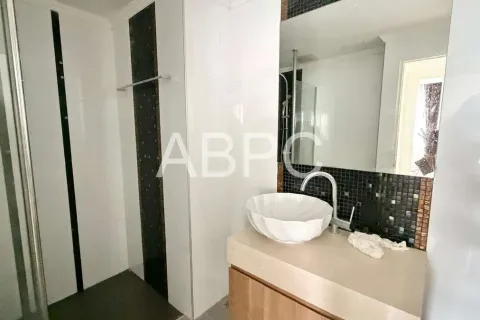 Condominio de 1 dormitorio en Jomtien Beach, Pattaya, Tailandia № 211126 - foto 4